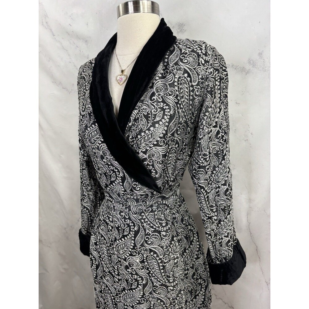 Vintage 70s Hostess Gown Robe Dress Silver Paisley Brocade Velvet S Whimsigoth - Picture 15 of 16